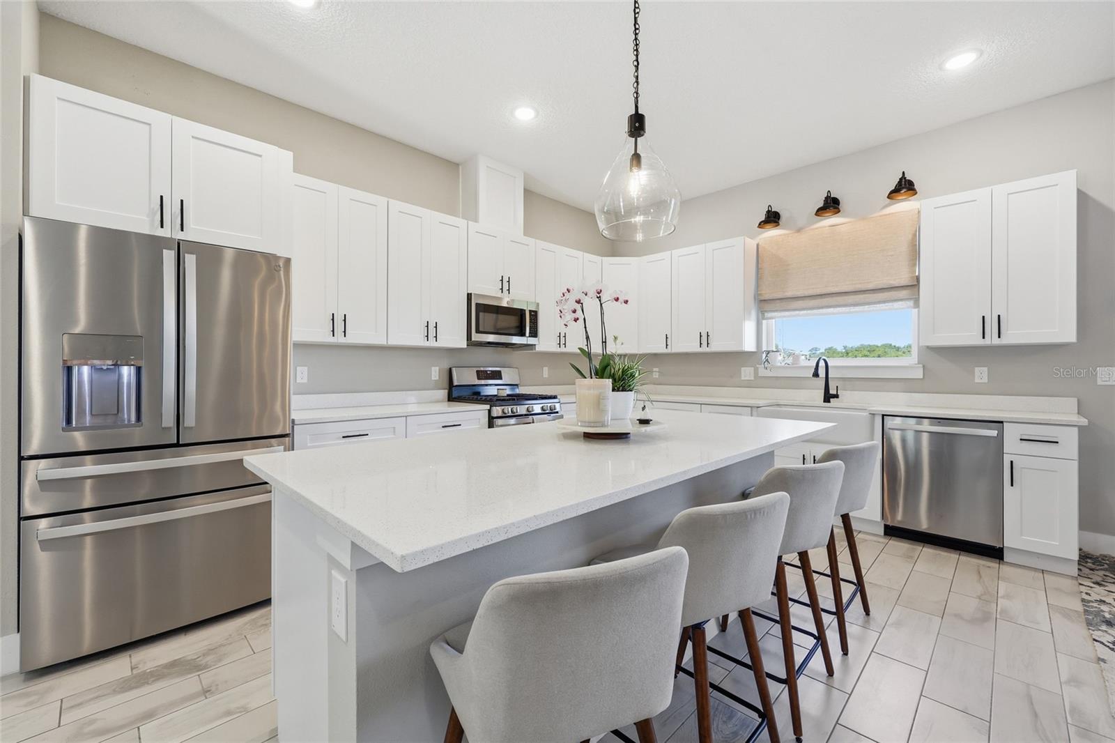 ROLLING HILLS ESTATES UN 5 - Residential