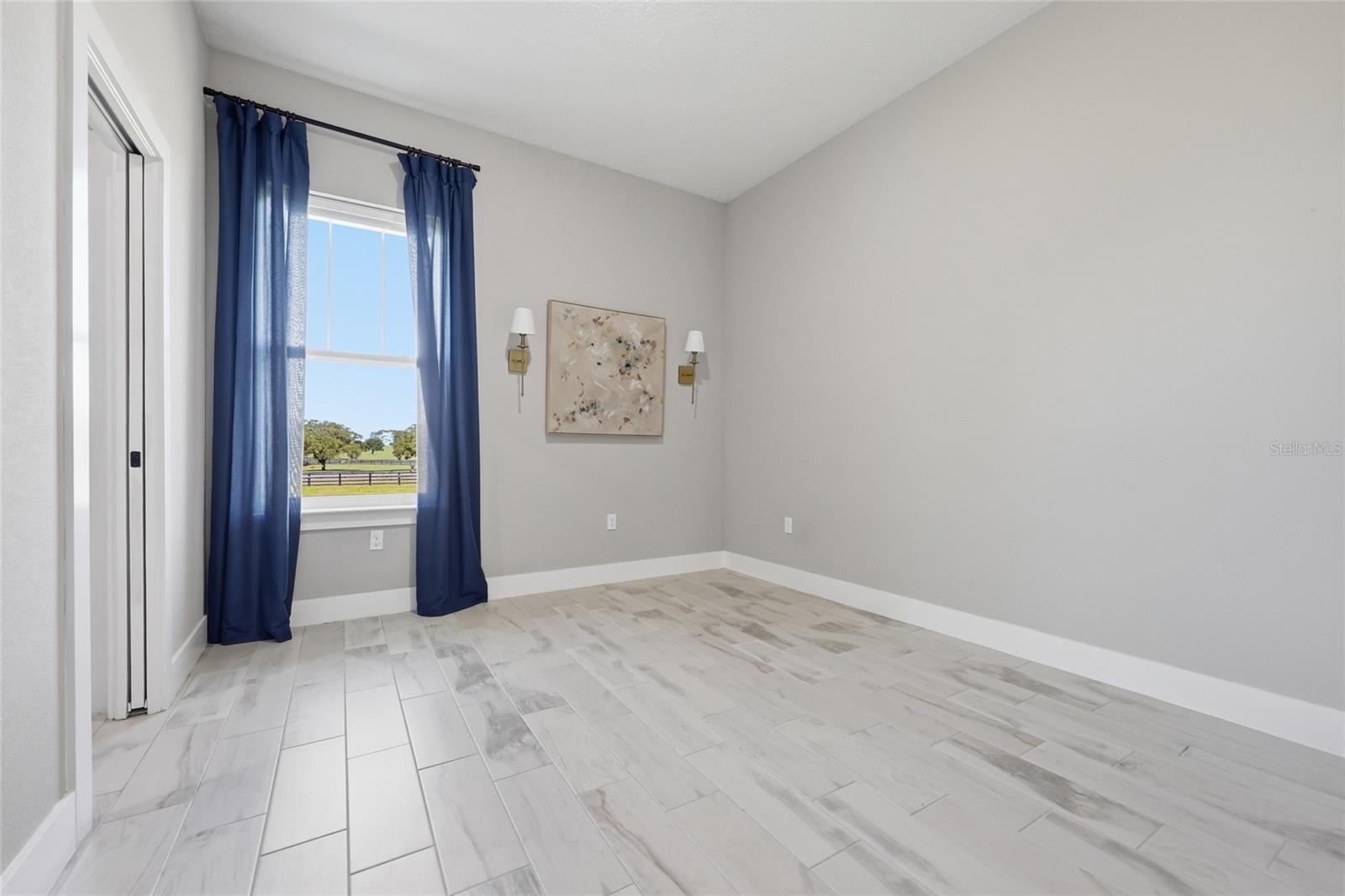 ROLLING HILLS ESTATES UN 5 - Residential
