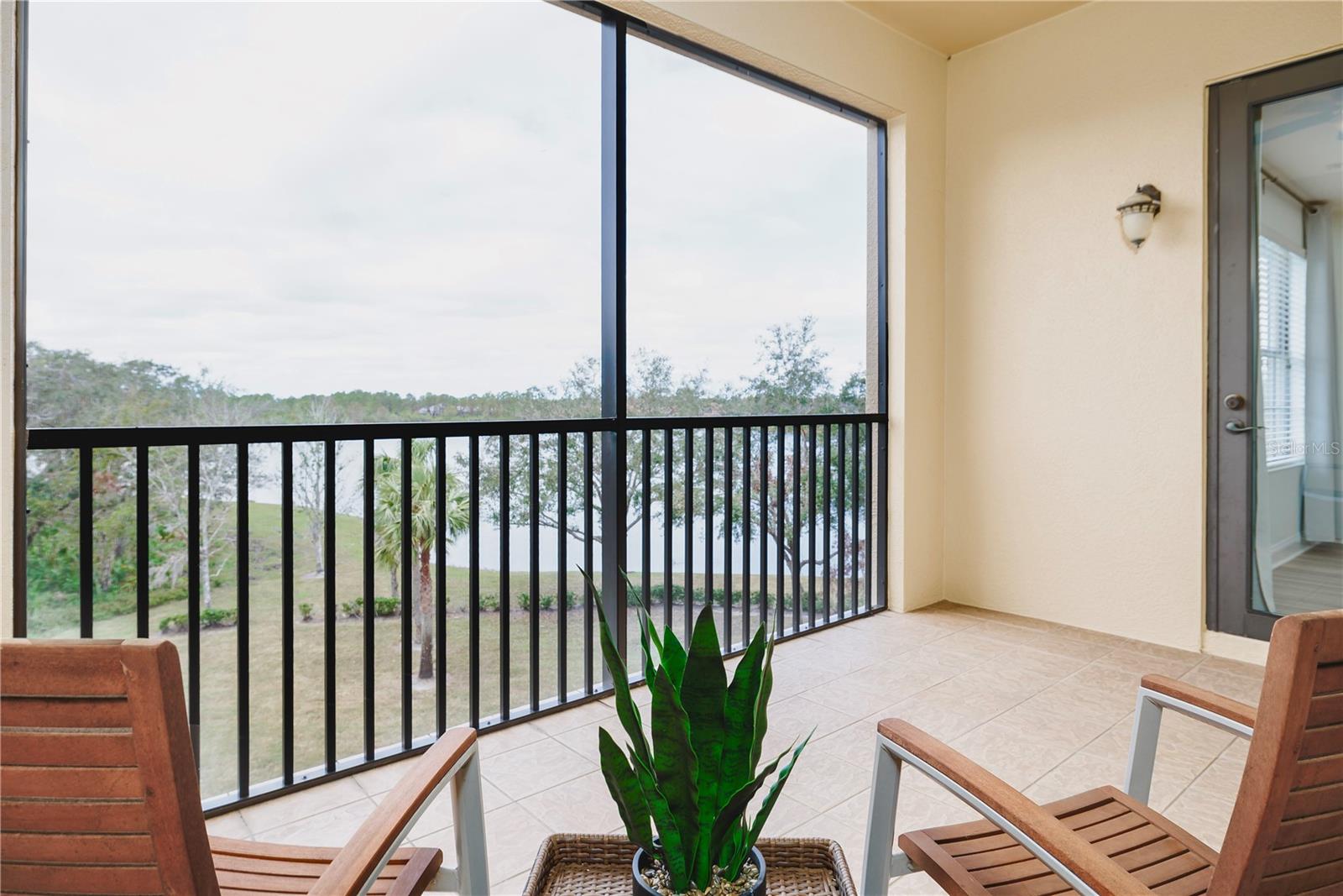 7702 LAKE VISTA COURT 306