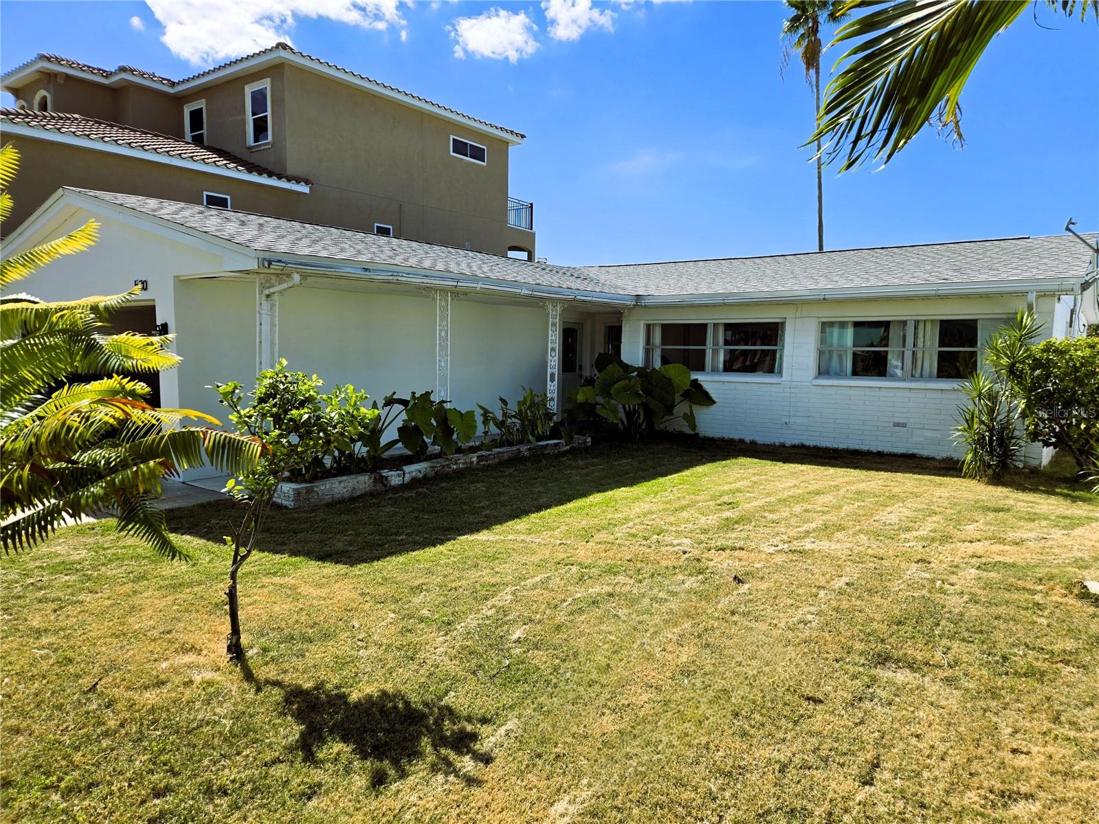 CRYSTAL ISLAND 1ST ADD - Residential Lease