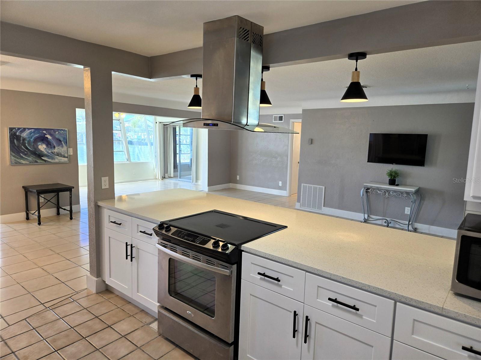 CRYSTAL ISLAND 1ST ADD - Residential Lease