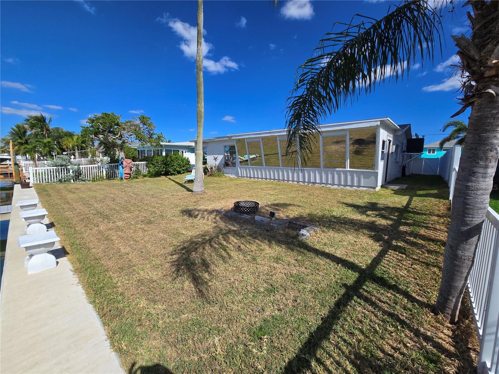 CRYSTAL ISLAND 1ST ADD - Residential Lease