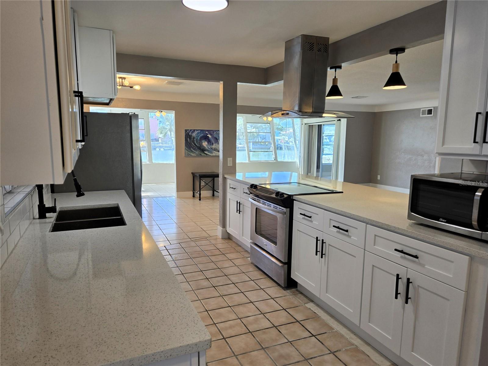 CRYSTAL ISLAND 1ST ADD - Residential Lease