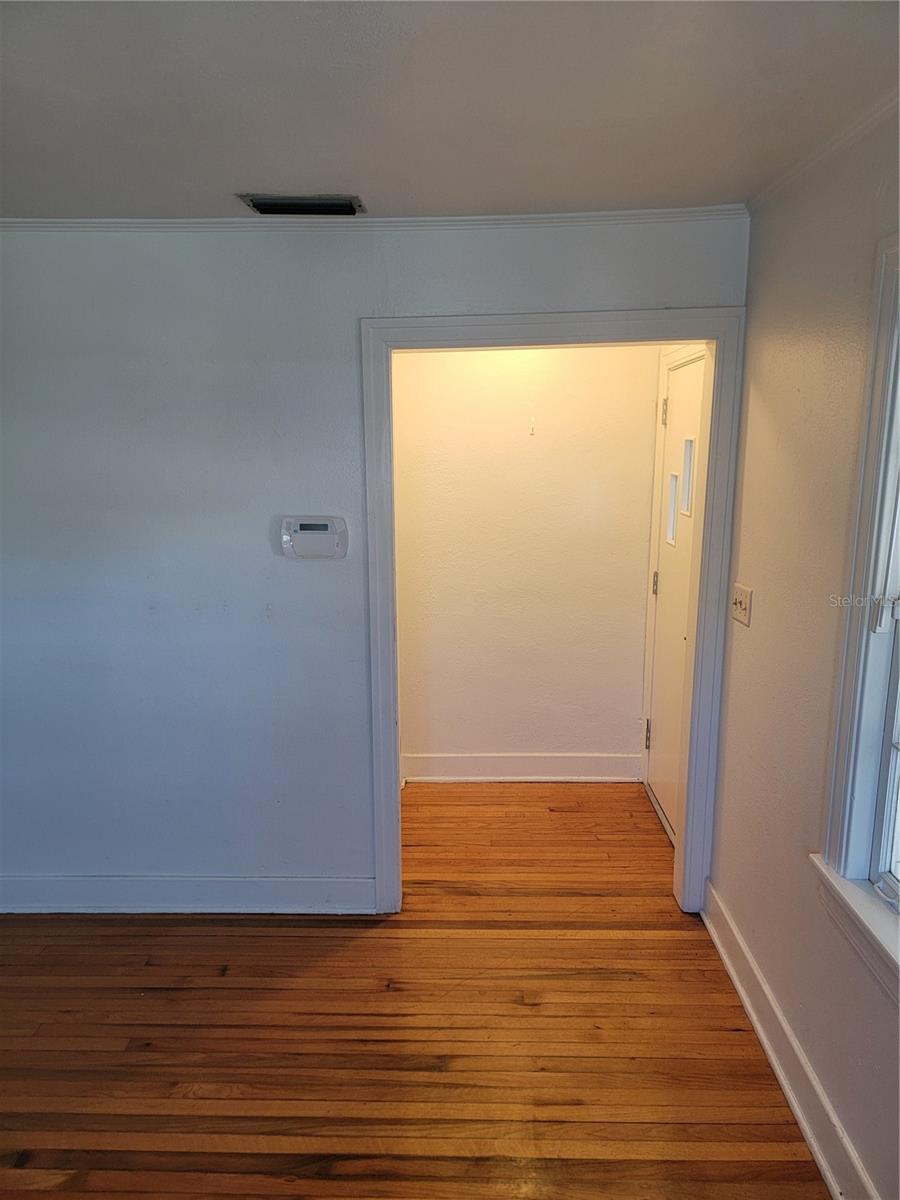 PINECREST PARK - Residential