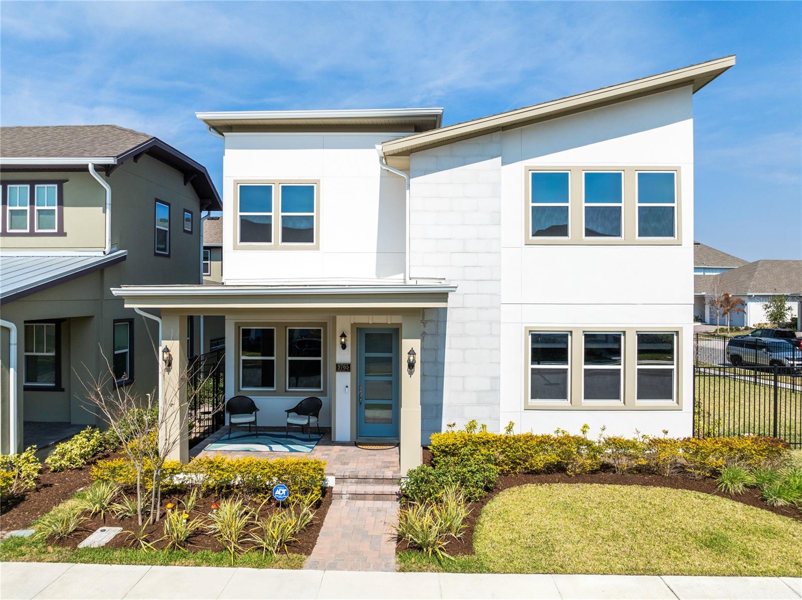 LAUREATE PARK - Residential