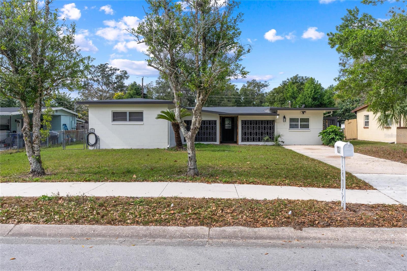 Welcome to 37 Jay Dr- Altamonte Springs, FL. 32714.
Located in the desirable Goldie Manor subdivision of Seminole County, this beautifully home 4-bedroom, 2-bathroom single-family home offers 2,010 sqft of stylish living space in an unbeatable location. Available for lease, this home is ideal for families in transition. Furnished or unfurnished options available to suit your needs. Features include a spacious living room, split bedroom layout, ceiling fans, chair rail detailing, and a bonus room perfect for a home office or playroom. The front patio adds charm and outdoor enjoyment. Appliances include washer, dryer, refrigerator, range, and dishwasher. Location perks: Just minutes from I-4, this home offers exceptional convenience for commuting, shopping, and dining. Walkable to local hotspots and lifestyle amenities.