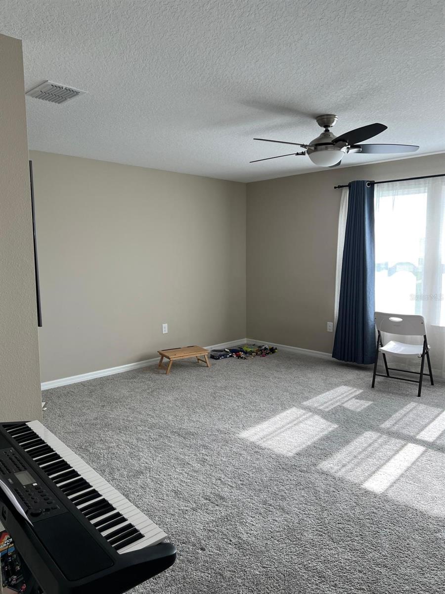 WHISPERING PINES PH 1 - Residential