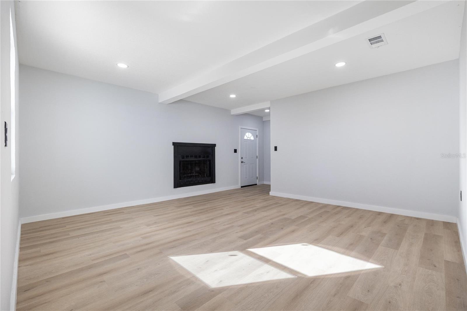 CORRINE TERRACE - Residential