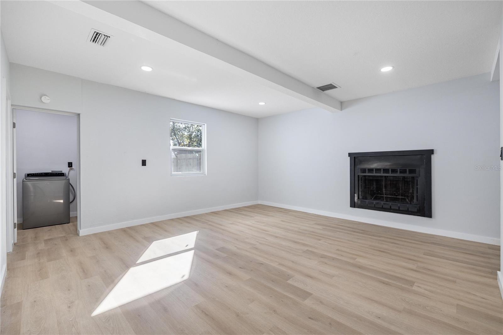 CORRINE TERRACE - Residential