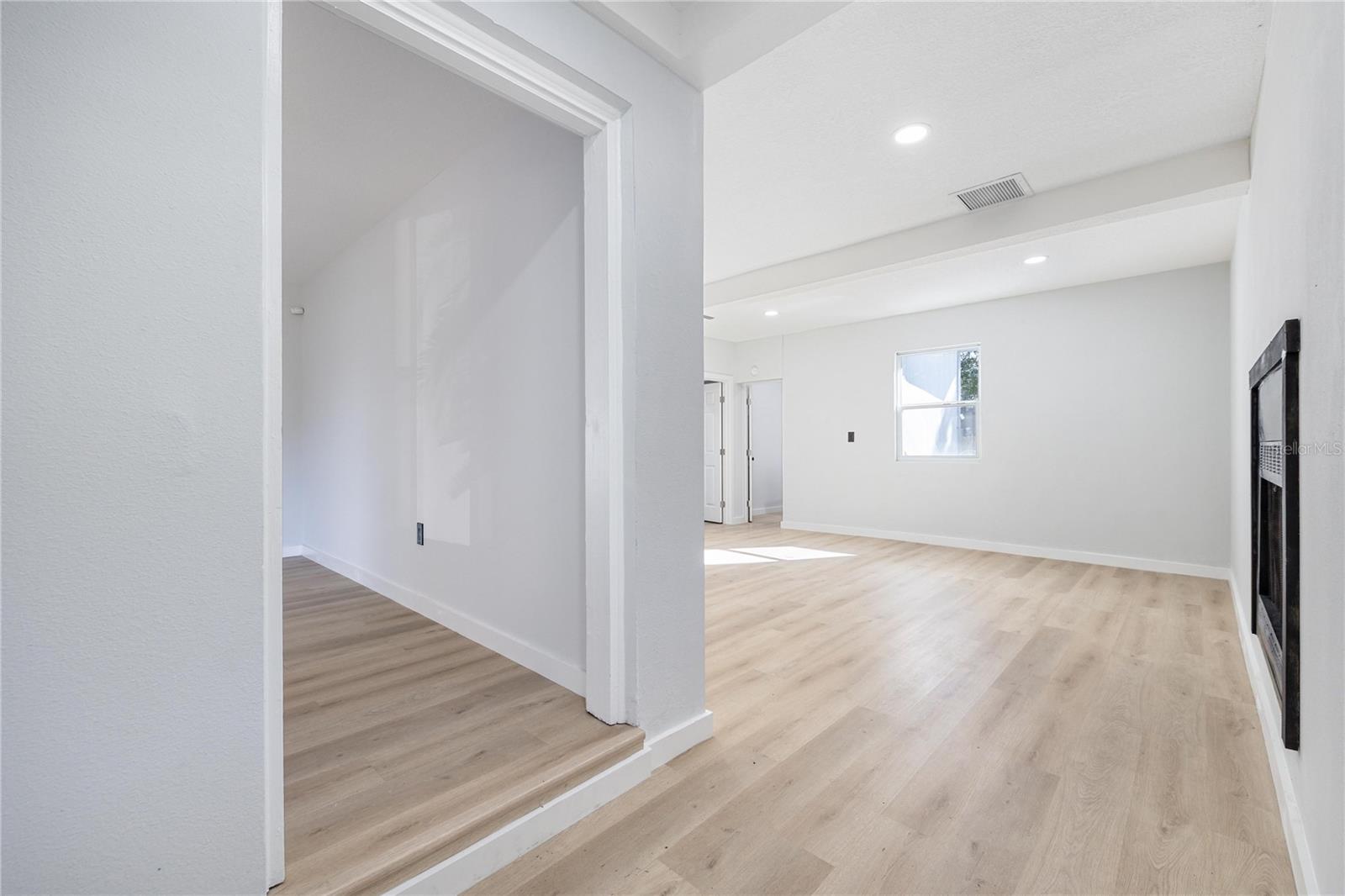 CORRINE TERRACE - Residential