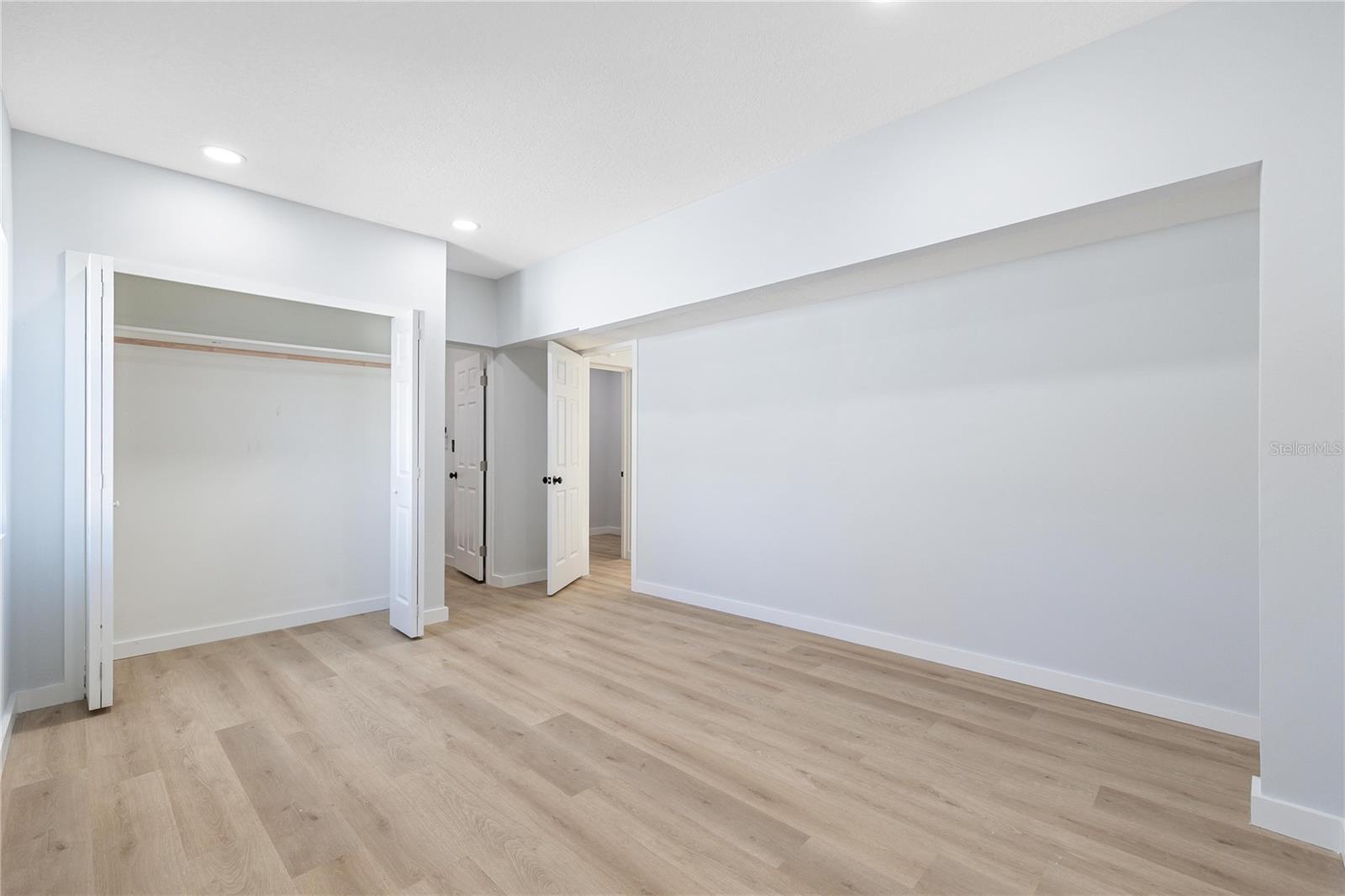 CORRINE TERRACE - Residential