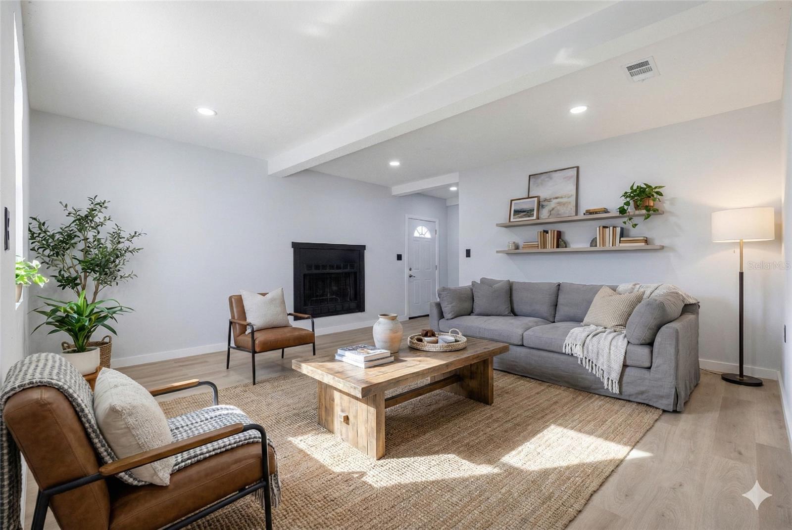 CORRINE TERRACE - Residential