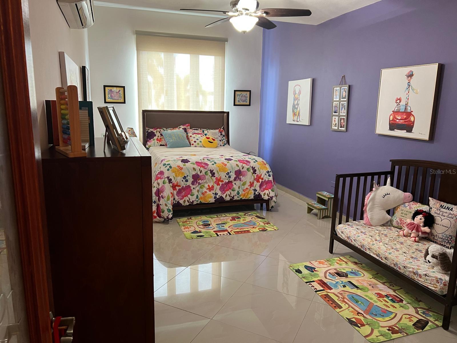 URB. LAS FLORES DE MONTEHIEDRA - Residential