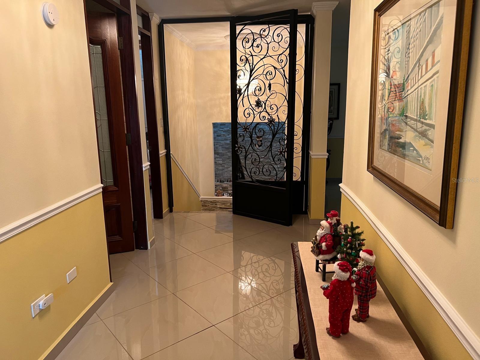 URB. LAS FLORES DE MONTEHIEDRA - Residential