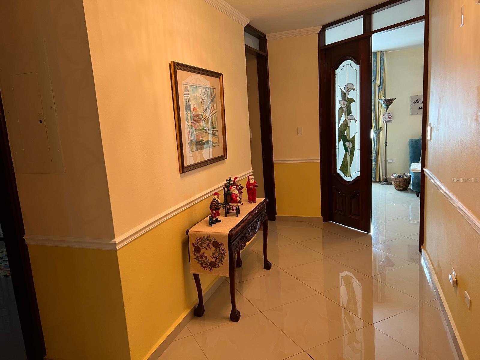 URB. LAS FLORES DE MONTEHIEDRA - Residential