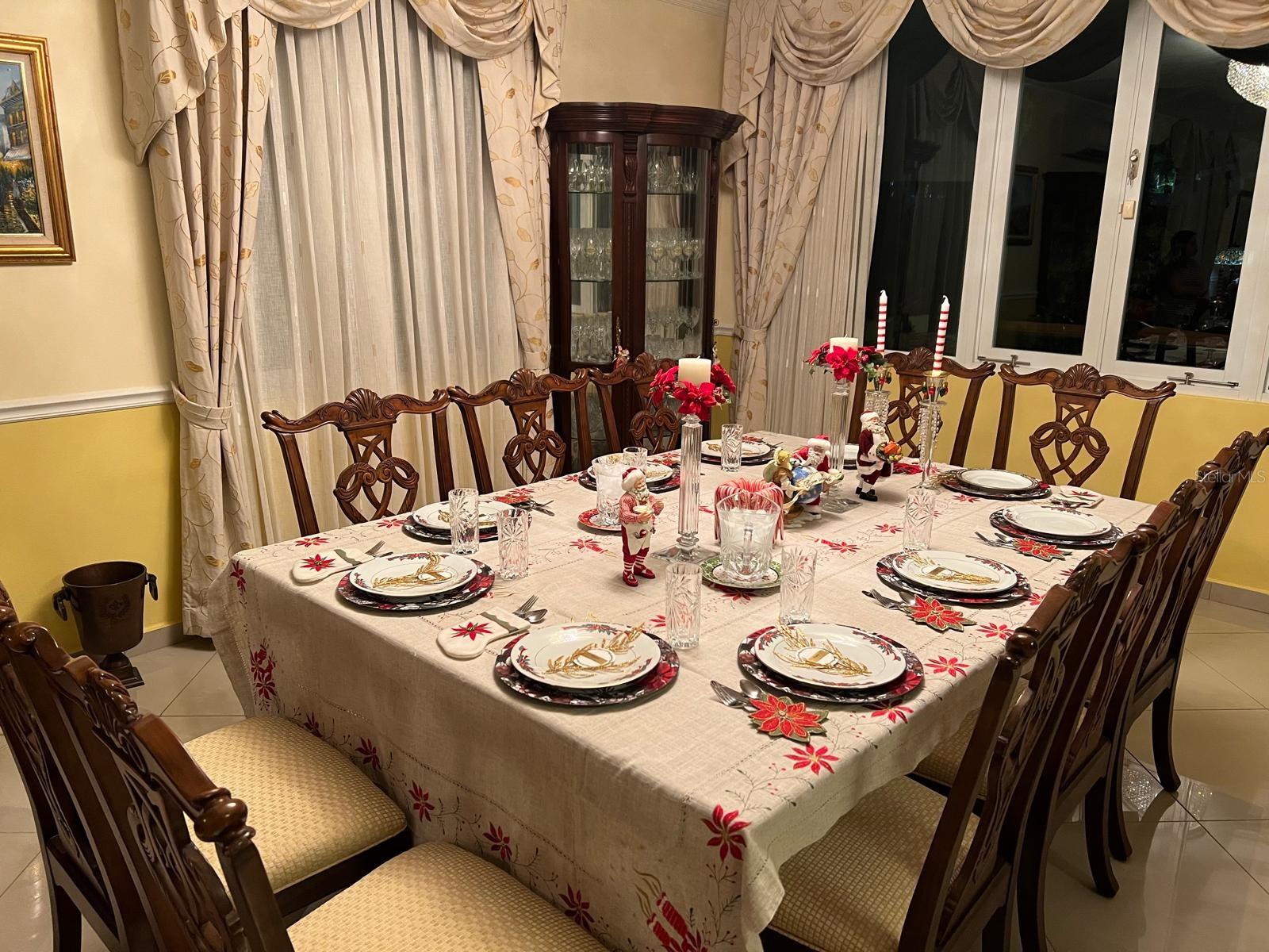 URB. LAS FLORES DE MONTEHIEDRA - Residential