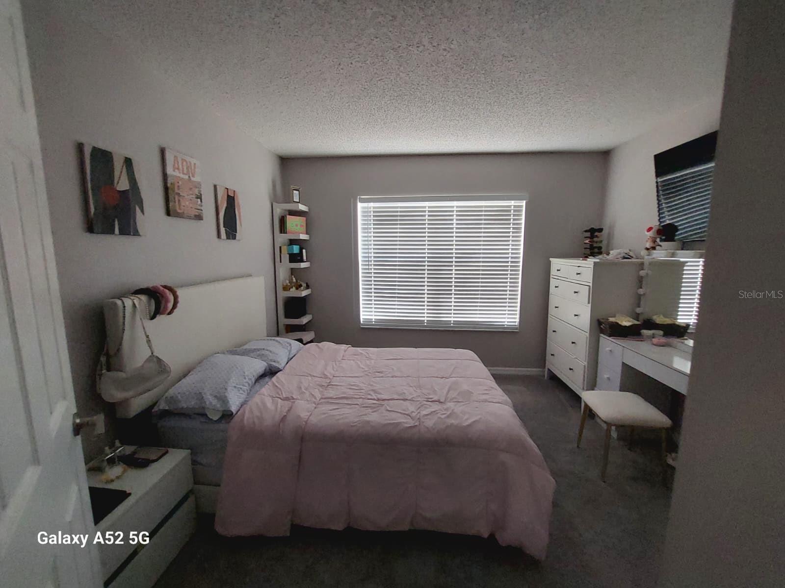 DEVON PLACE TWNHMS - Residential