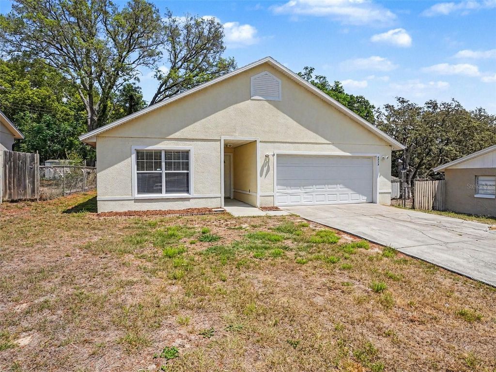 Photo of 6525 Aladdin Drive, Orlando, FL 32818 (MLS # O6403940)