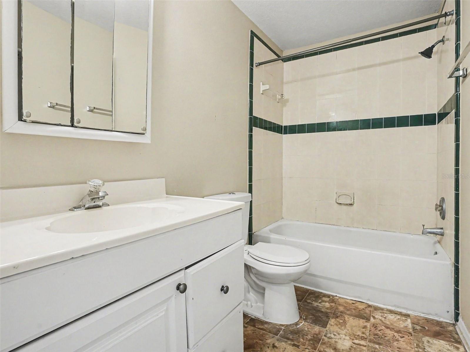 SIESTA HILLS FIRST ADD - Residential