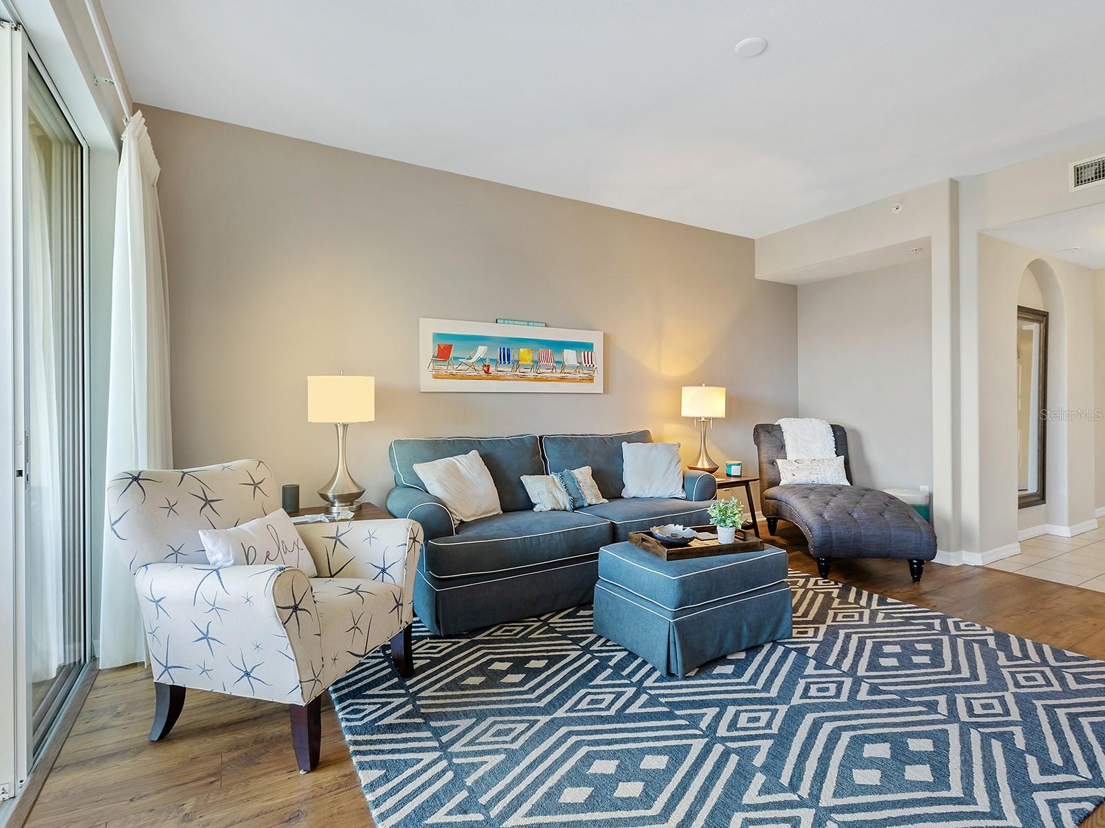 ISLAND PARK - Residential