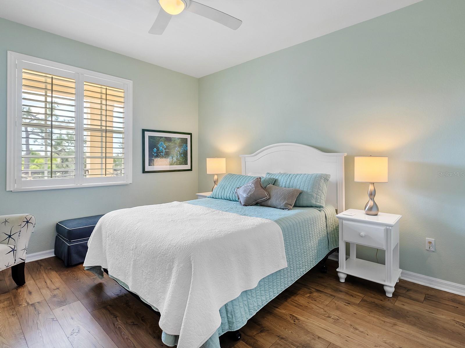 ISLAND PARK - Residential