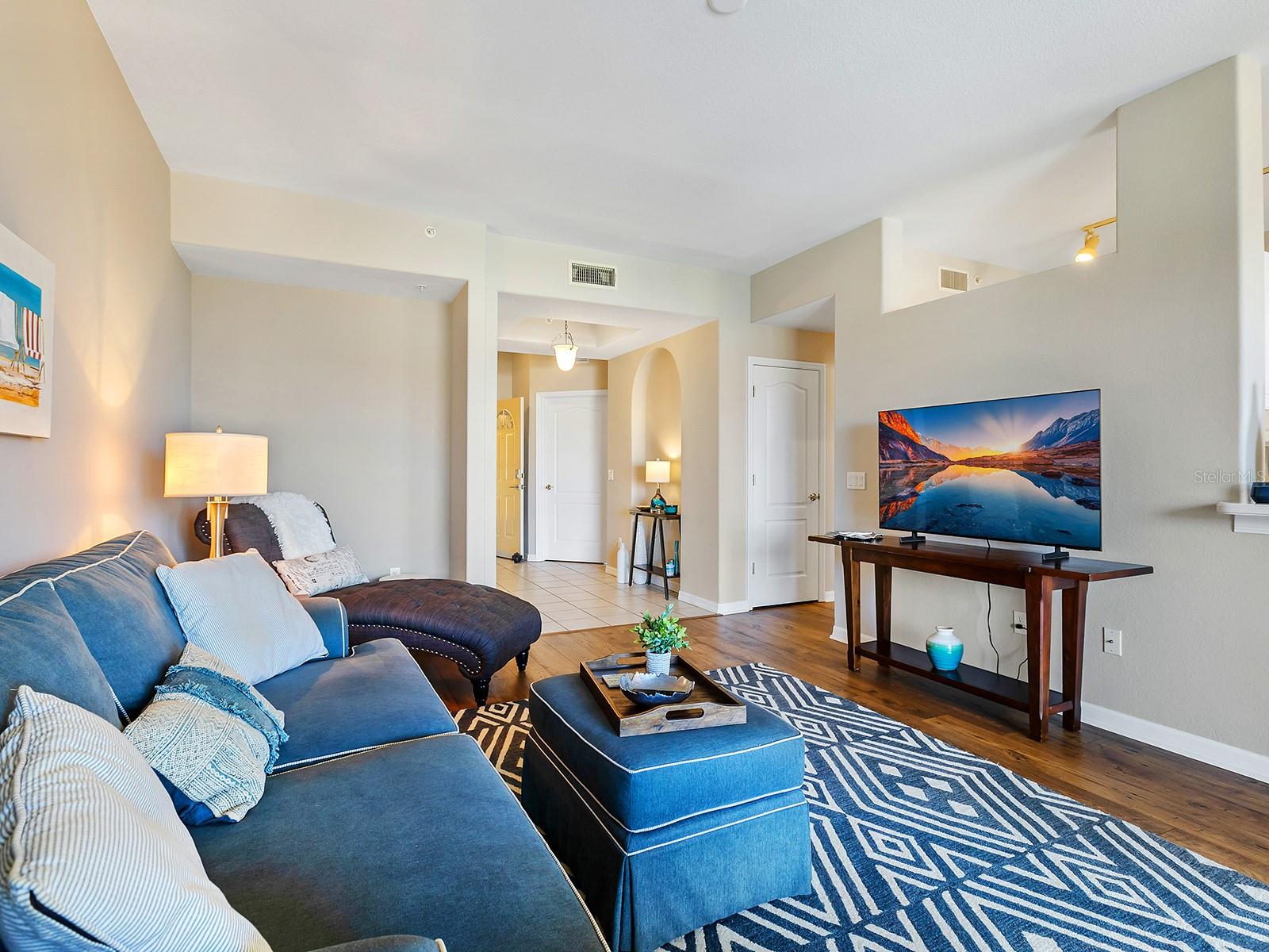 ISLAND PARK - Residential