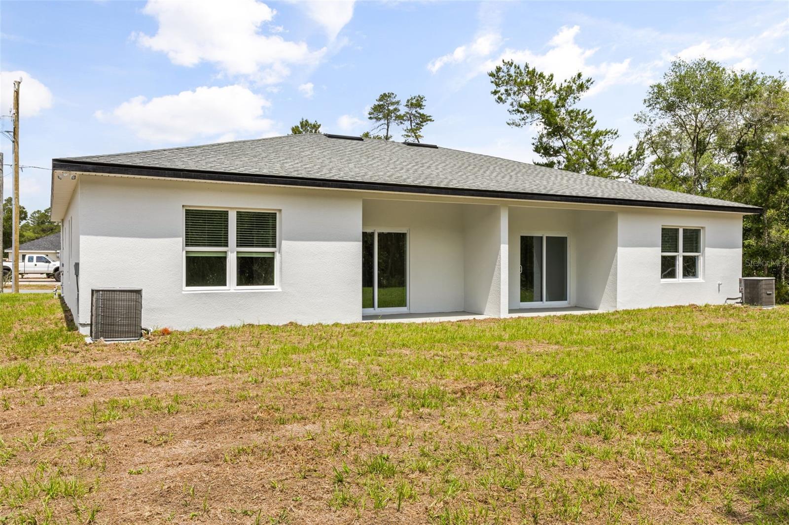 MARION OAKS UN 04 - Residential Lease