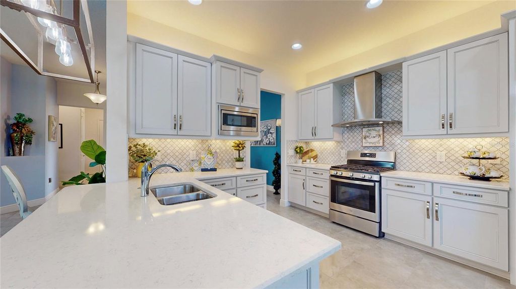Photo of 30843 Lindentree Drive, Wesley Chapel, FL 33543 (MLS # G5112492)