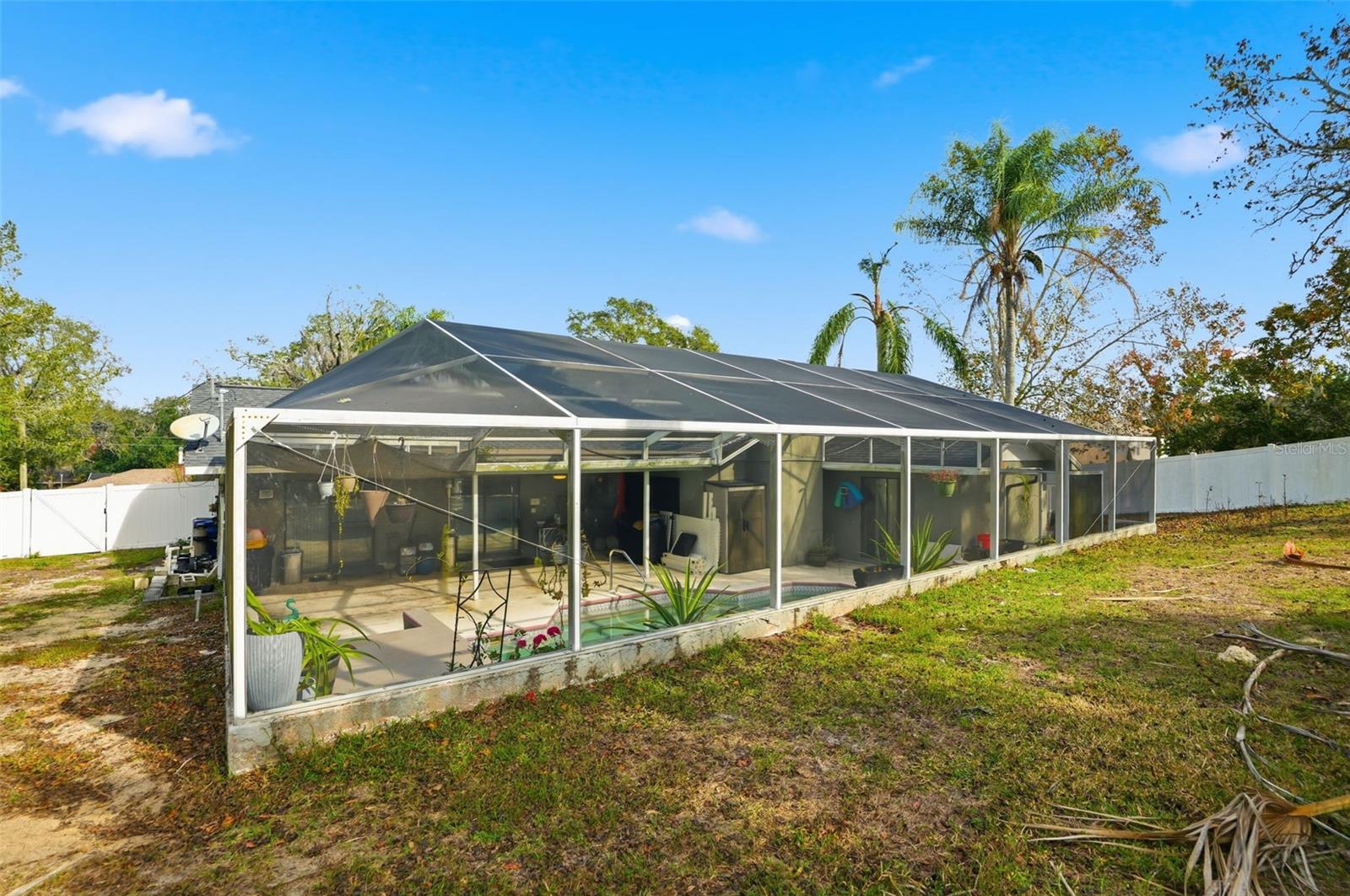 SPRING HILL - Residential