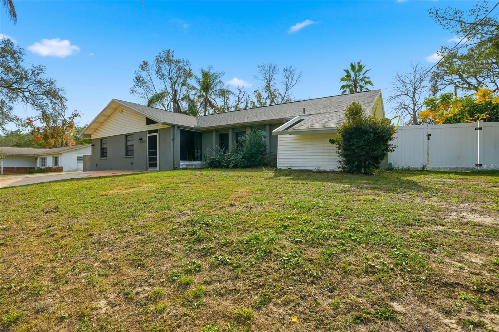 SPRING HILL - Residential