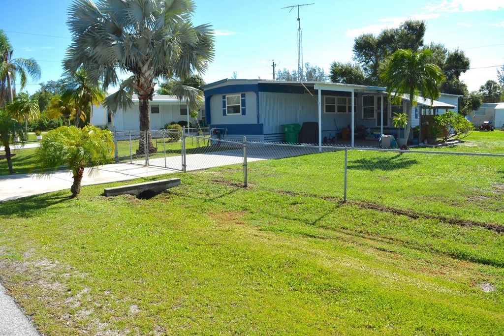 Photo of 15266 Circle Drive, Punta Gorda, FL 33955 (MLS # G5114814)