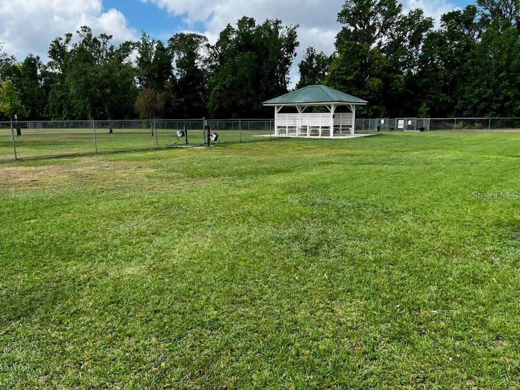WALDEN LAKE / LAUREL LAKE - Residential