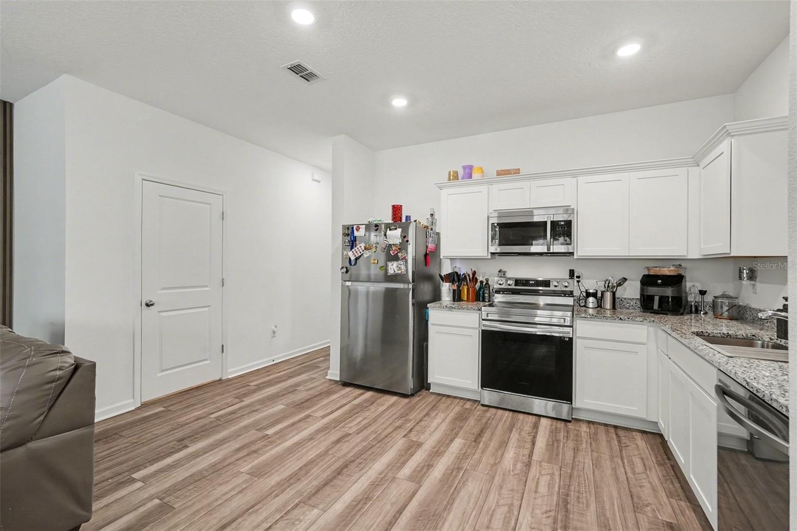 TYSON TOWNHOMES - Residential