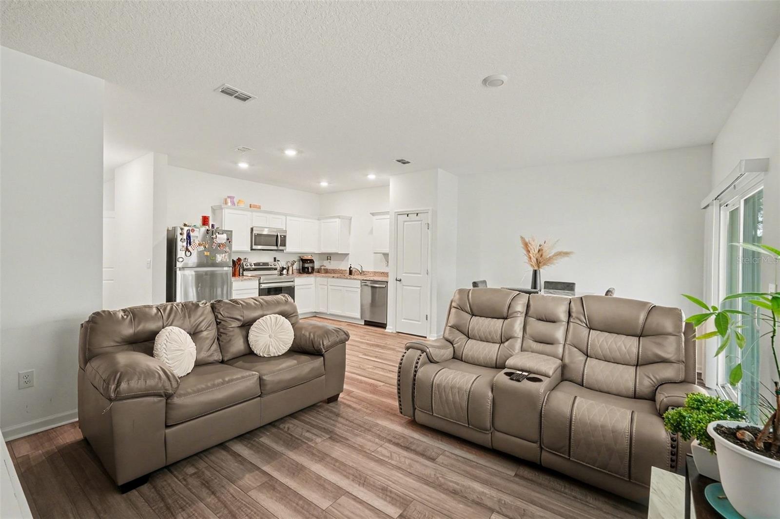 TYSON TOWNHOMES - Residential