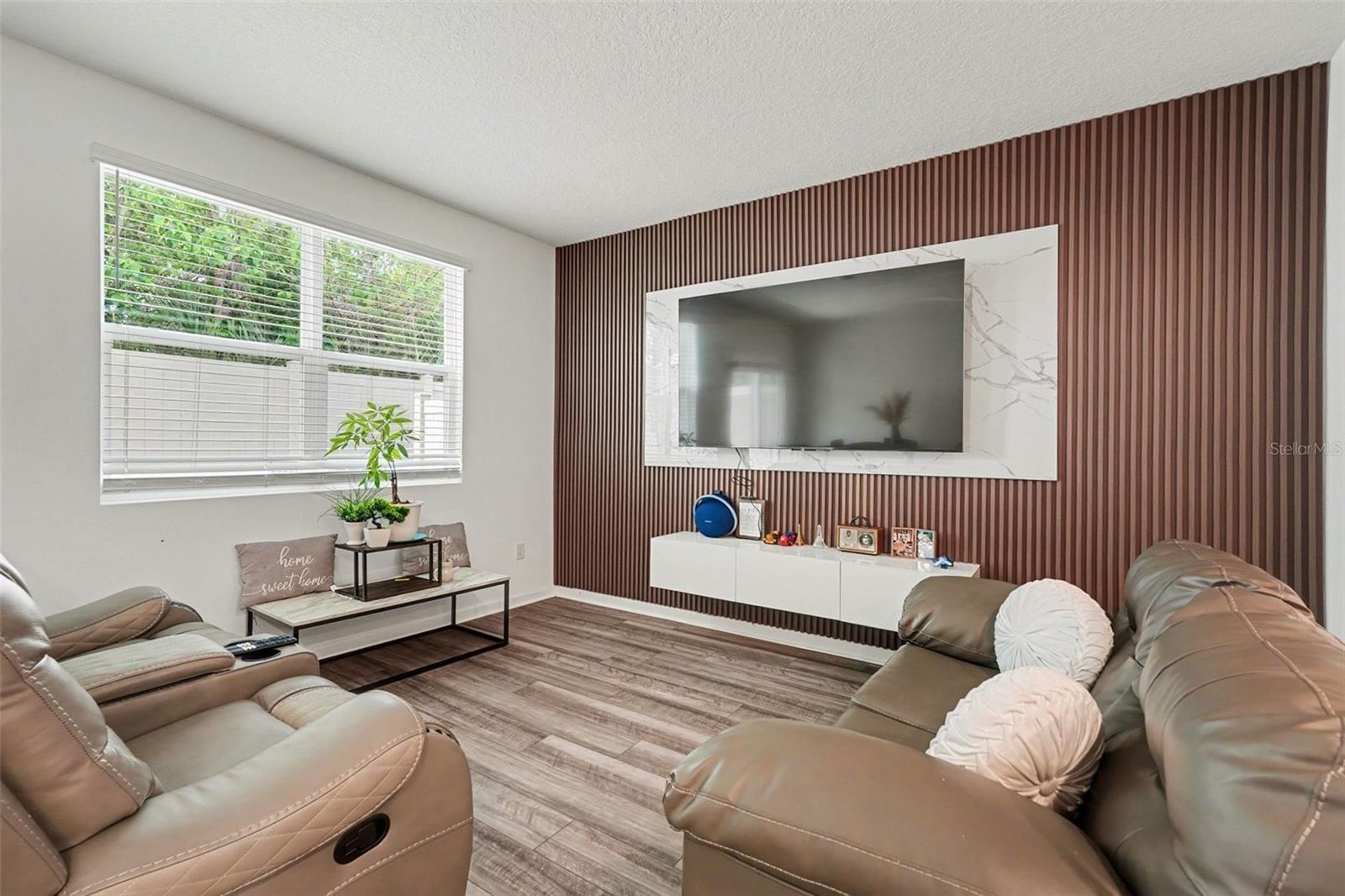 TYSON TOWNHOMES - Residential