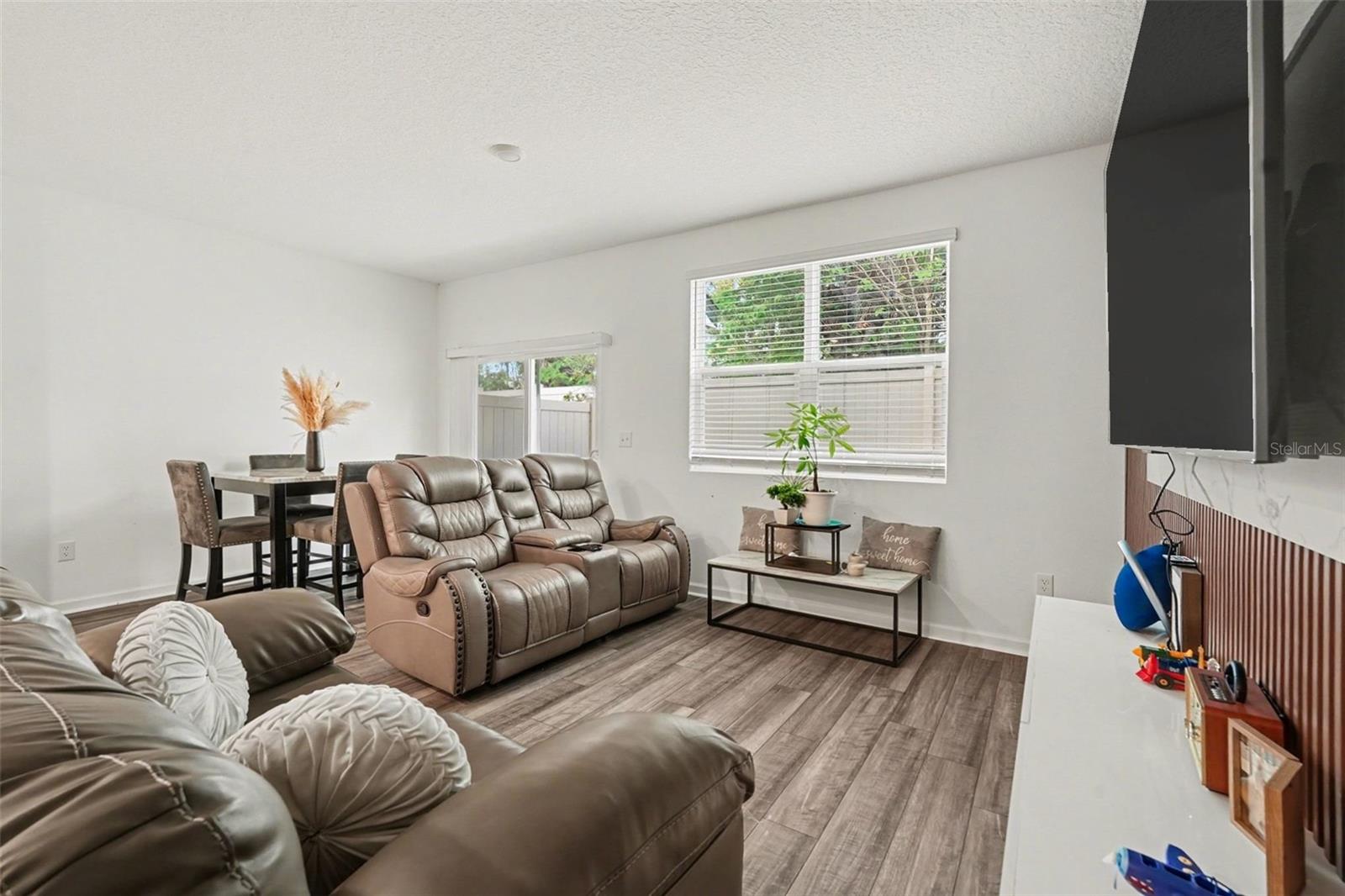 TYSON TOWNHOMES - Residential