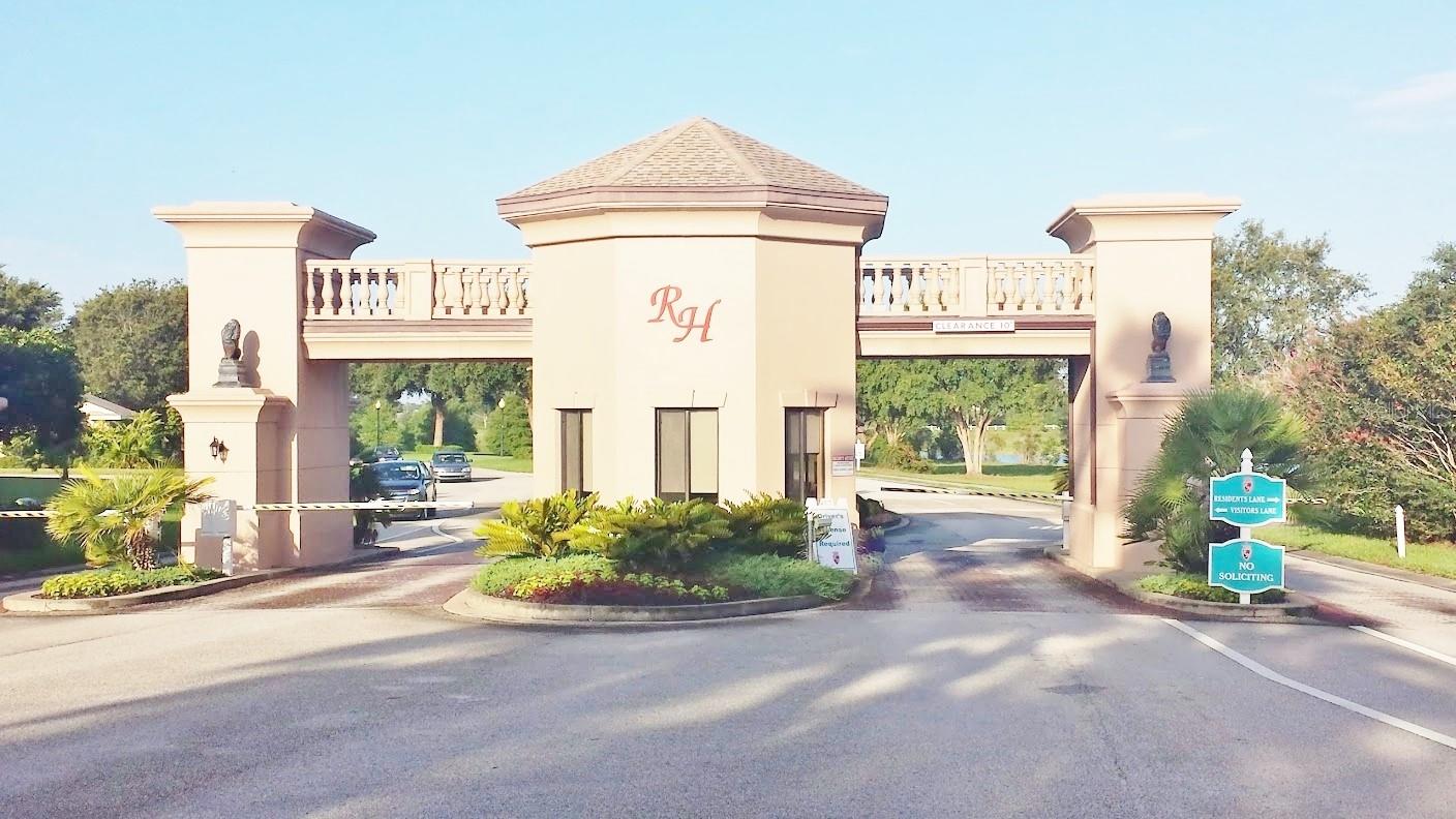 ROYAL HIGHLANDS PH 02-B LT 1317 PB 50 PG - Residential