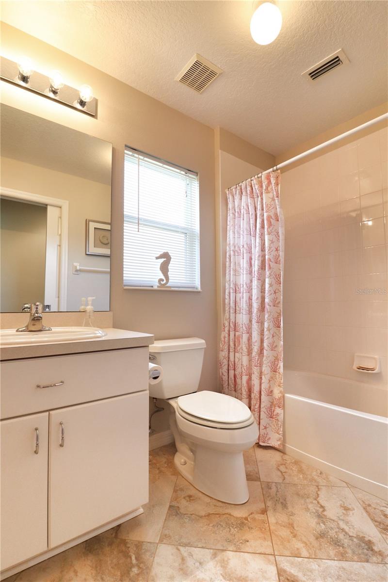 ROYAL HIGHLANDS PH 02-B LT 1317 PB 50 PG - Residential