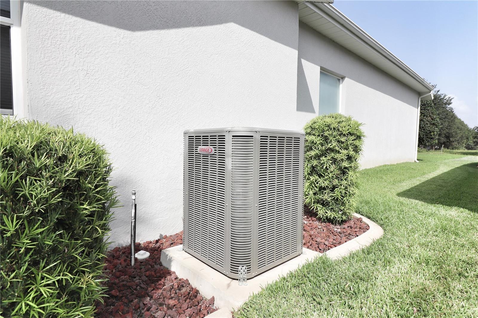 ROYAL HIGHLANDS PH 02-B LT 1317 PB 50 PG - Residential