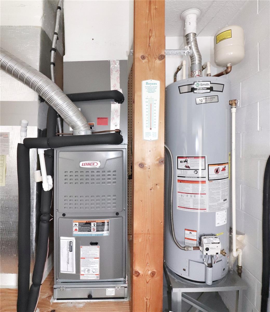 ROYAL HIGHLANDS PH 02-B LT 1317 PB 50 PG - Residential