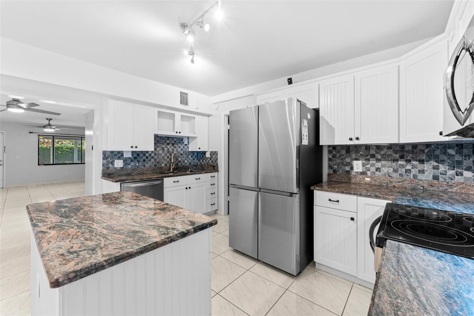 MEADOW WOODS VILLAGE 05 - Residential