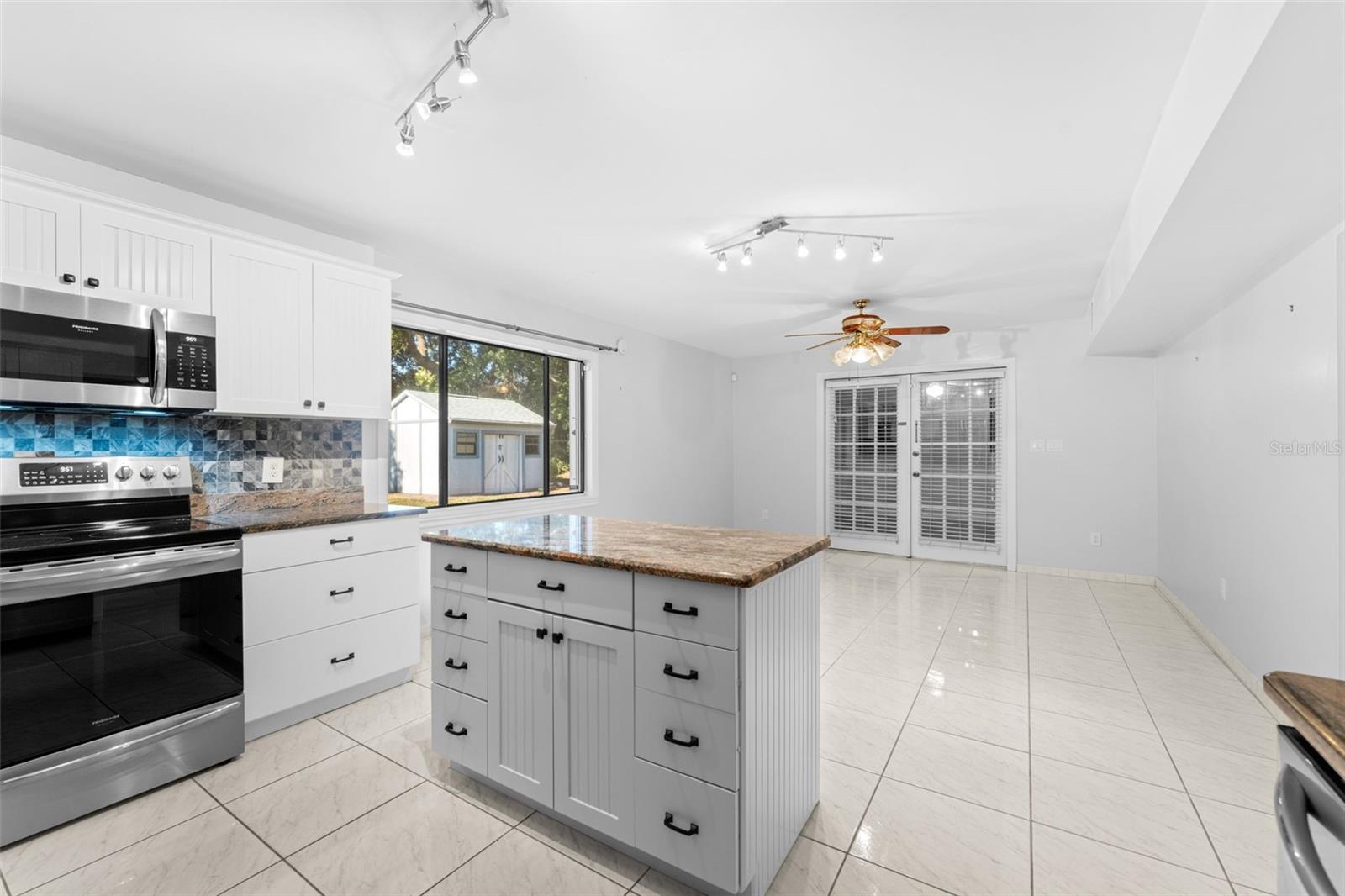 MEADOW WOODS VILLAGE 05 - Residential