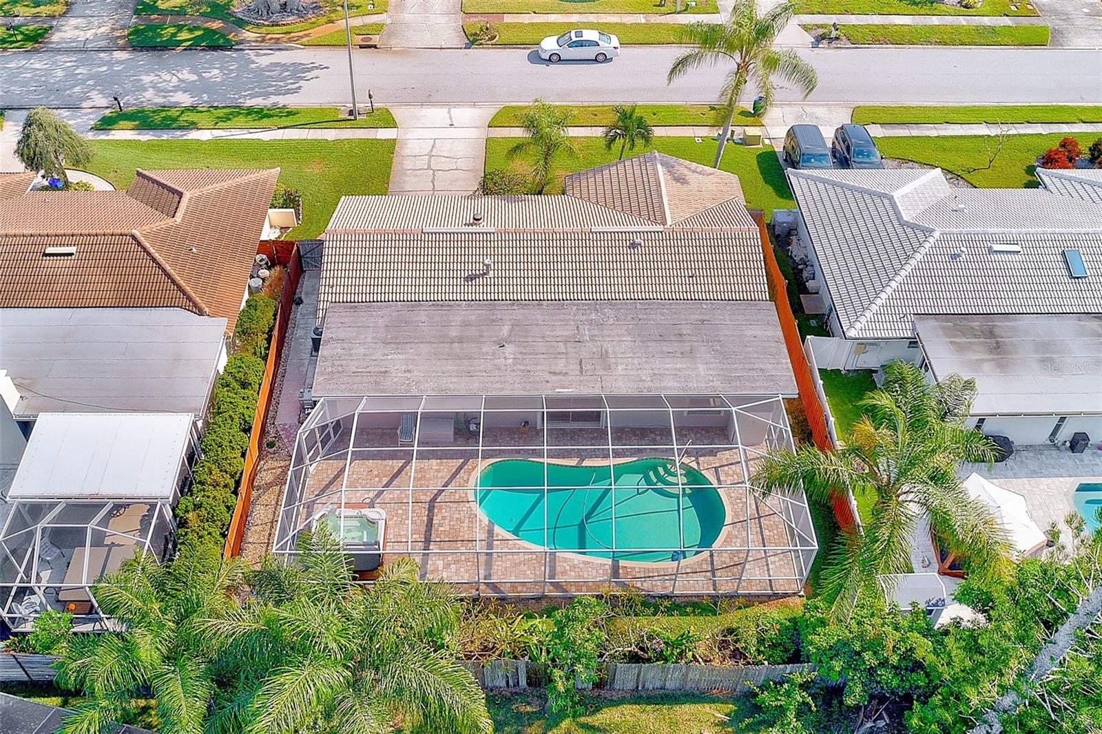 CANTERBURY CHASE - Residential