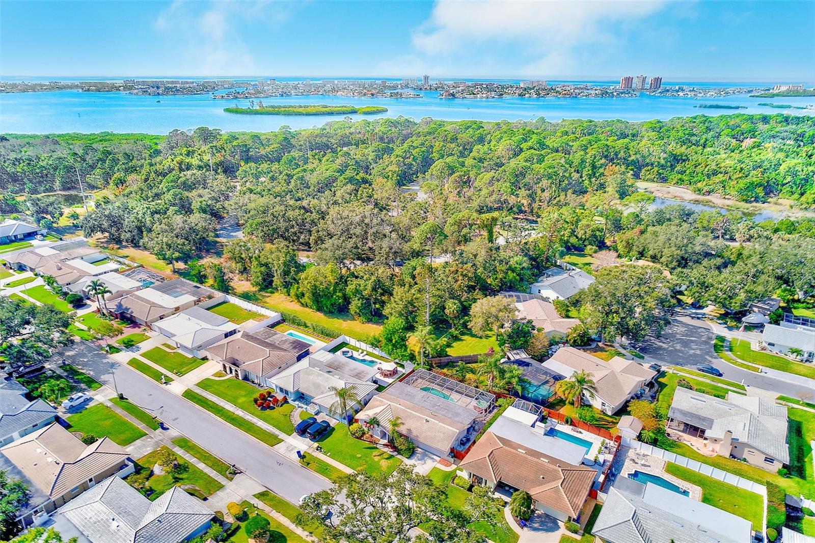 CANTERBURY CHASE - Residential