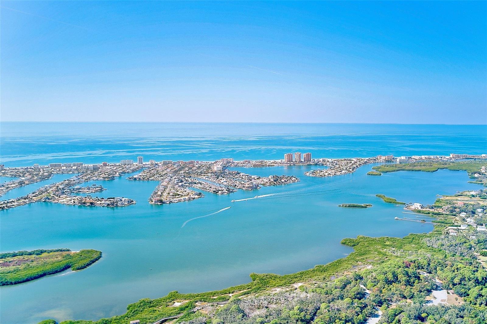 CANTERBURY CHASE - Residential