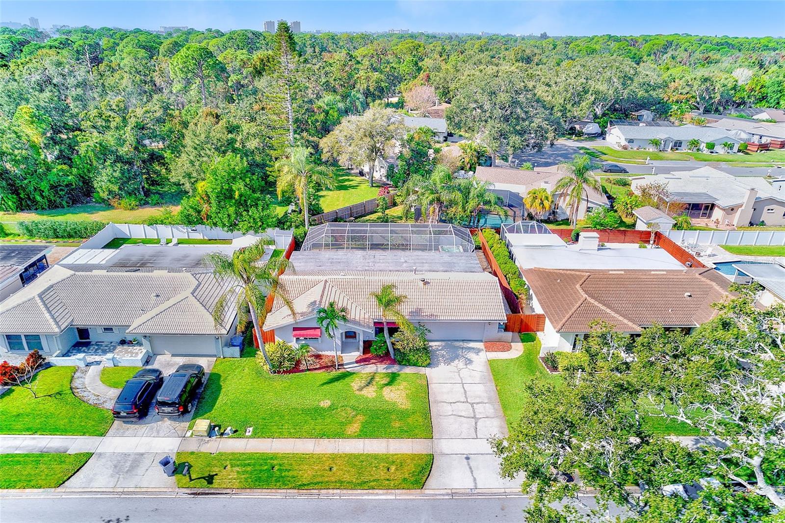 CANTERBURY CHASE - Residential