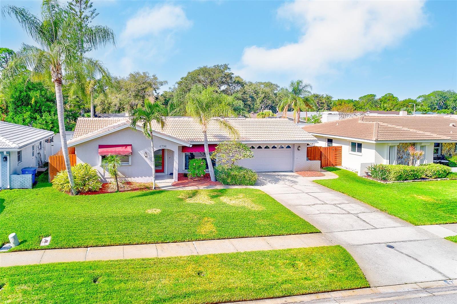 CANTERBURY CHASE - Residential