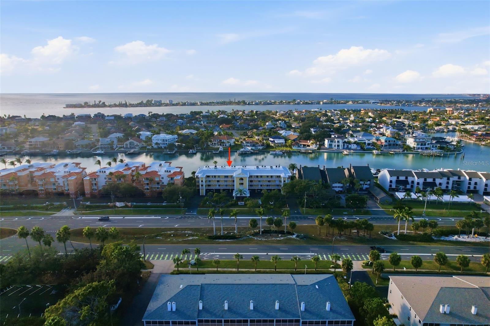 544 PINELLAS BAYWAY S F9