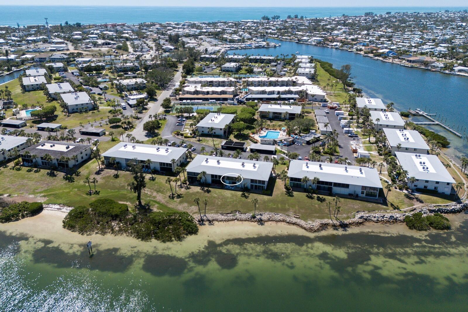 WESTBAY POINT & MOORINGS - Residential
