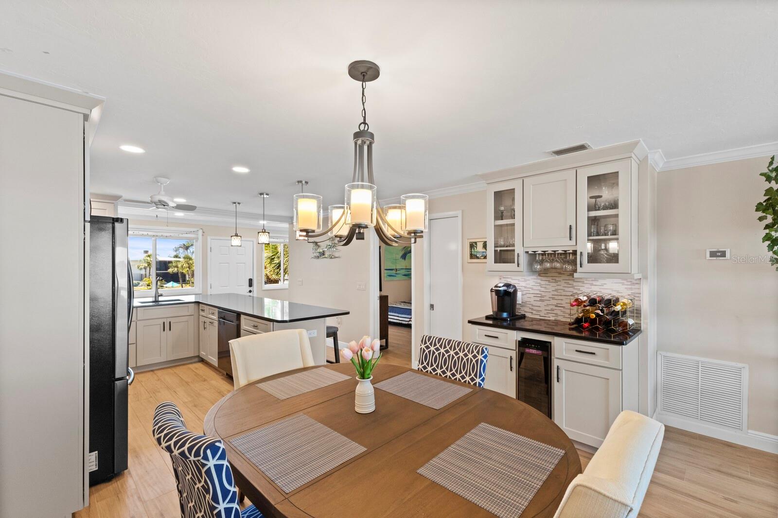 WESTBAY POINT & MOORINGS - Residential